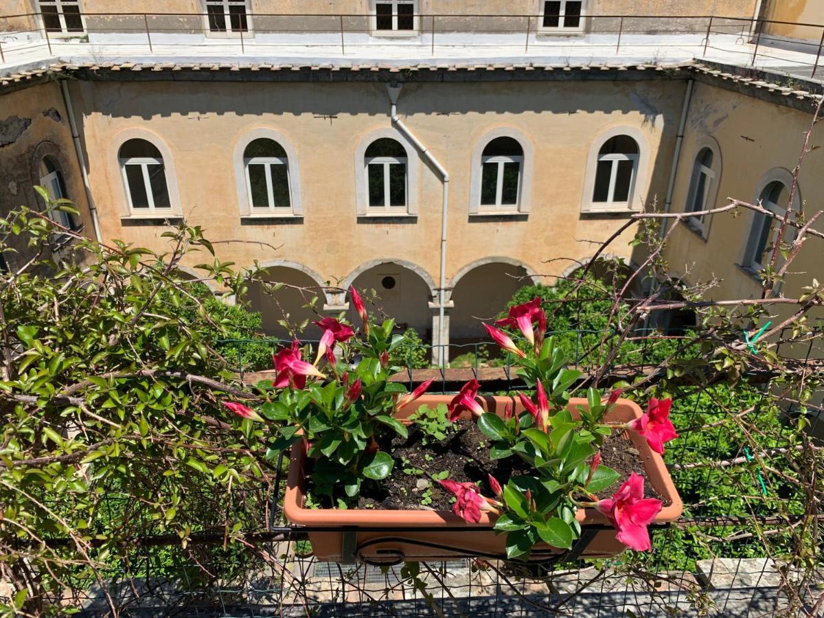 Il Chiostro Bed & Breakfast Massa Lubrense Exterior photo