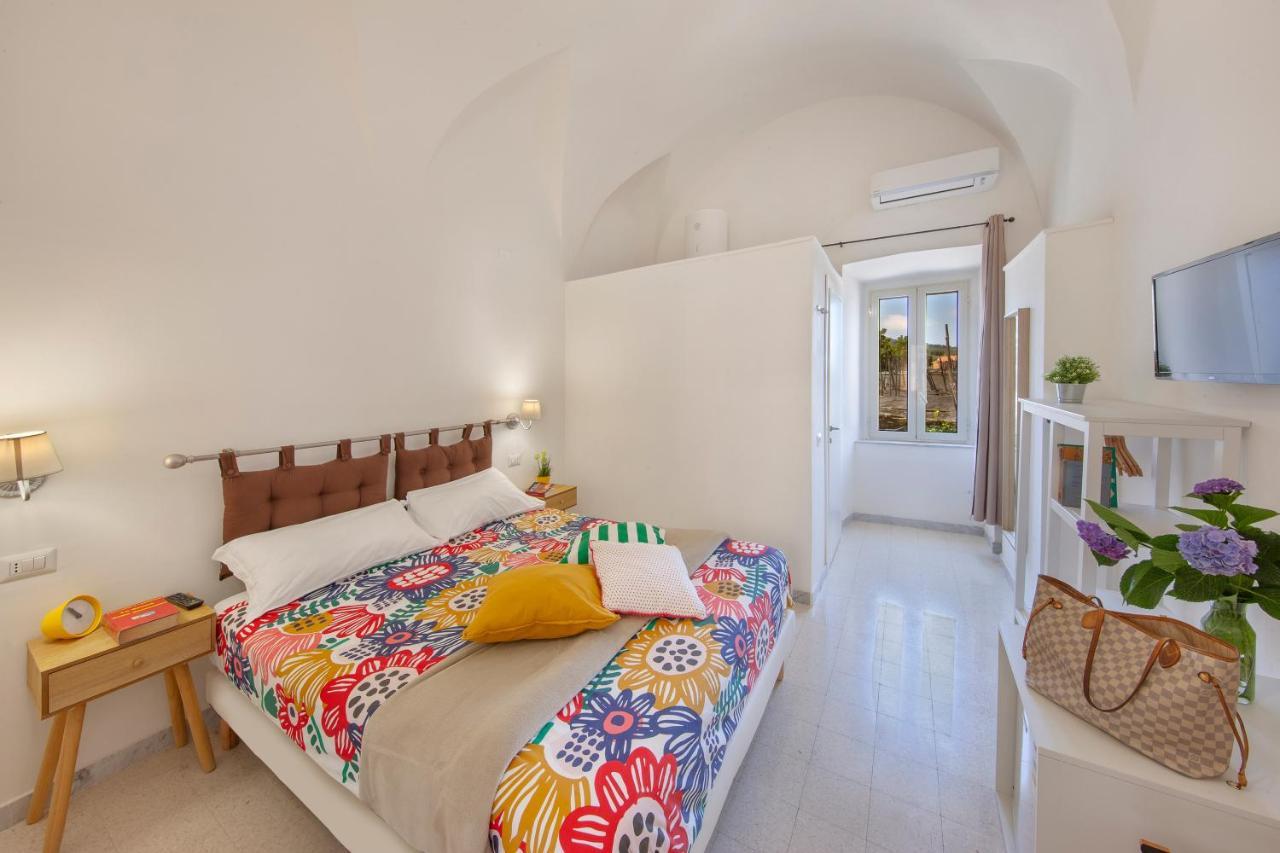Il Chiostro Bed & Breakfast Massa Lubrense Exterior photo