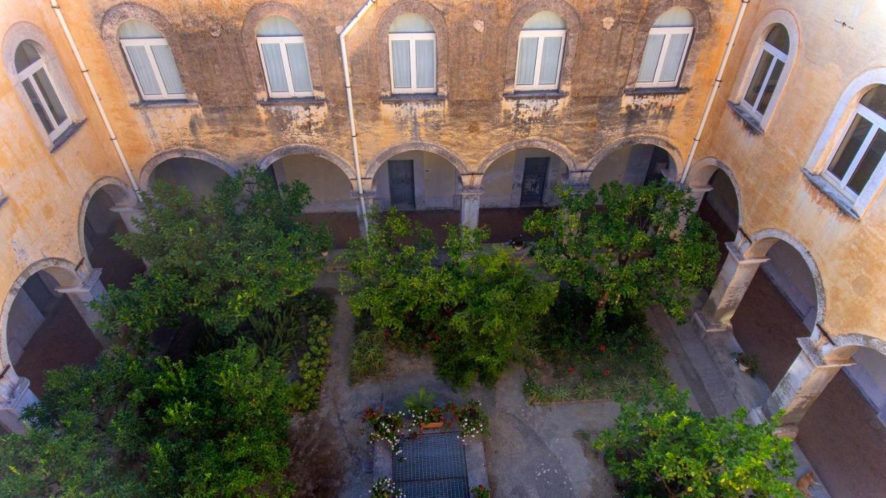 Il Chiostro Bed & Breakfast Massa Lubrense Exterior photo